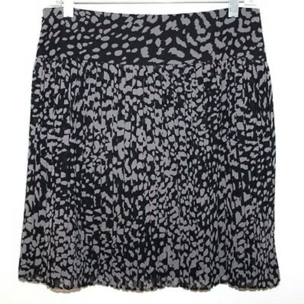 Ann Taylor Loft Micro Pleated Black & Grey Cheetah Print Skirt NWOT